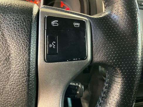 Used 2012 Toyota 4Runner SR5 w/ Premium Pkg AWD/4WD image 37