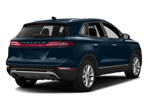 Used 2017 Lincoln MKC Reserve AWD/4WD image 2
