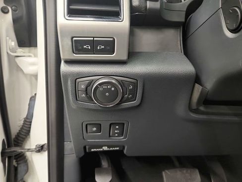 Used 2022 Ford F250 Platinum AWD/4WD image 19