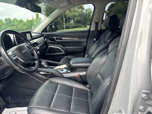 Used 2022 Kia Telluride EX w/ EX Premium Package AWD/4WD image 17