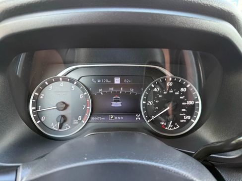 Used 2021 Nissan Titan SV w/ SV Convenience Package image 26