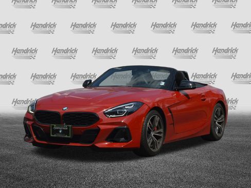 Used 2026 BMW Z4 M40i RWD image 3