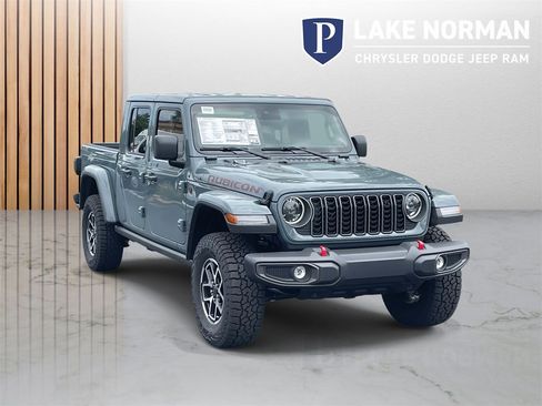 New 2025 Jeep Gladiator Rubicon w/ Convenience Group image 2
