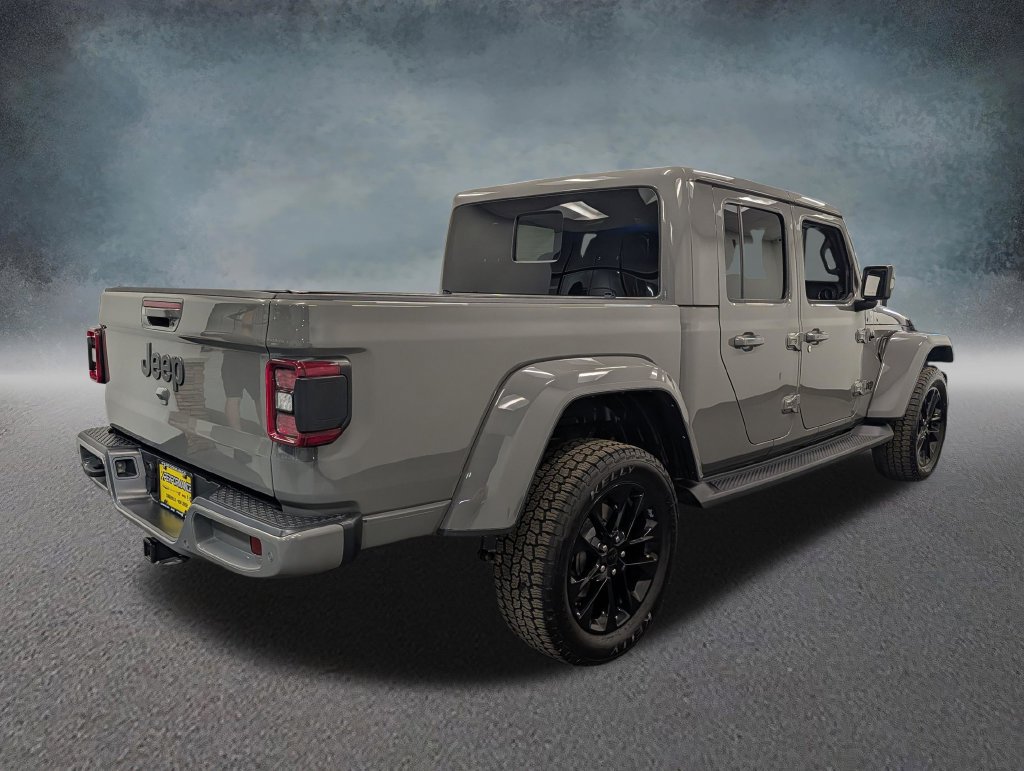 Used 2022 Jeep Gladiator Overland AWD/4WD image 4