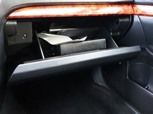 Used 2010 Subaru Outback 3.6R Limited image 37