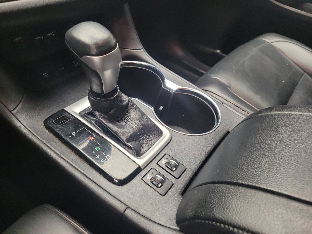 Used 2019 Toyota Highlander XLE w/ Protection Package #3 AWD/4WD image 26