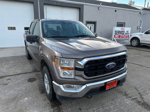 Used 2022 Ford F150 XLT image 2