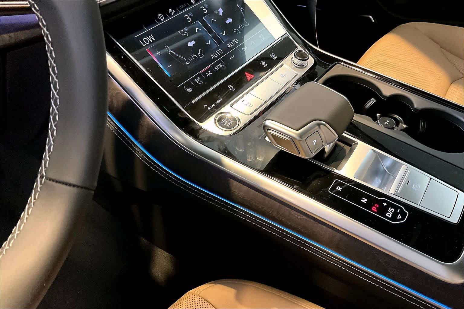 New 2026 Audi Q7 3.0T Premium Plus AWD/4WD image 7