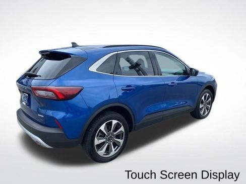 Used 2023 Ford Escape Platinum image 5