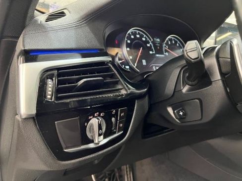 Used 2018 BMW M550i xDrive AWD/4WD image 10