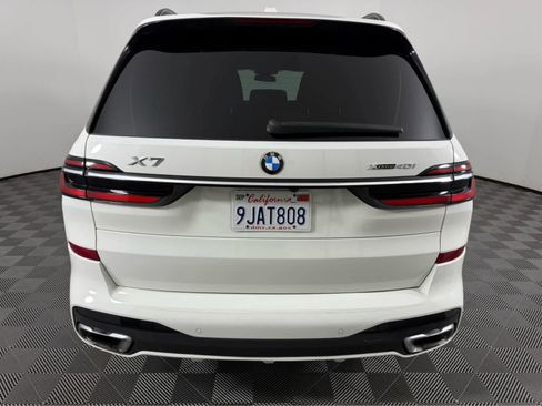 Certified 2024 BMW X7 xDrive40i w/ M Sport Package image 5