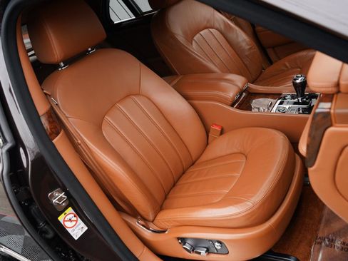 Used 2011 Bentley Mulsanne image 69