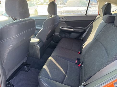 Used 2015 Subaru Crosstrek 2.0i Premium w/ Moonroof Package image 16