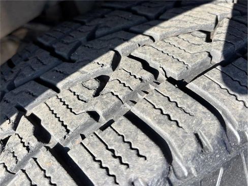 Used 2011 Ford Ranger XLT image 17