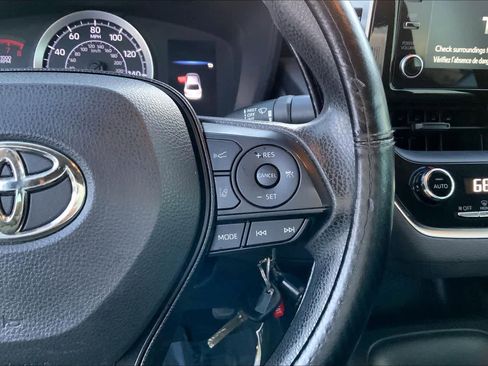 Used 2020 Toyota Corolla LE FWD image 24
