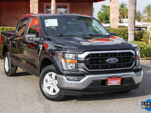Used 2023 Ford F150 XLT image 2