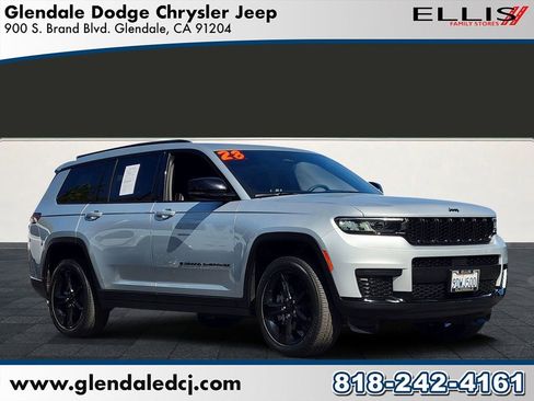 Used 2023 Jeep Grand Cherokee L Laredo AWD/4WD image 1