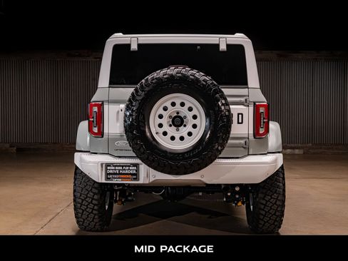Used 2023 Ford Bronco Heritage Edition AWD/4WD image 8