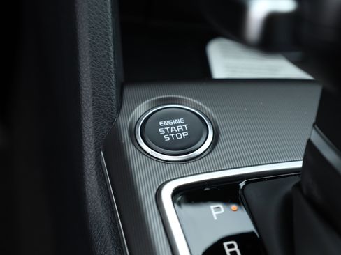 New 2026 Kia Sportage EX image 13