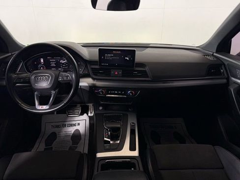 Used 2018 Audi SQ5 Premium Plus w/ Navigation Package image 23