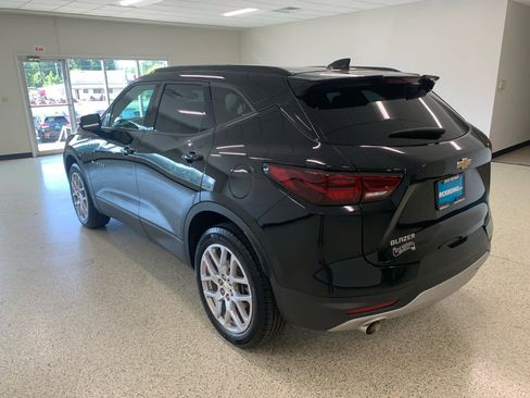 Used 2024 Chevrolet Blazer LT image 11