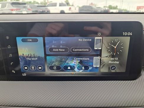 Used 2025 Nissan Kicks SR image 23