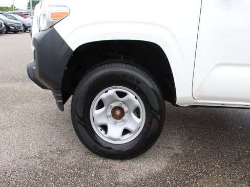Used 2021 Toyota Tacoma SR RWD image 15