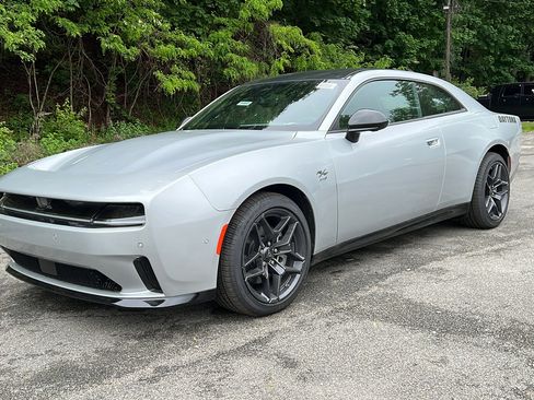 New 2024 Dodge Charger R/T w/ Plus Group image 7