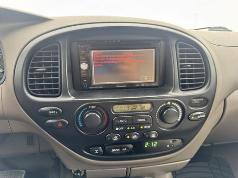 Used 2007 Toyota Sequoia SR5 image 29