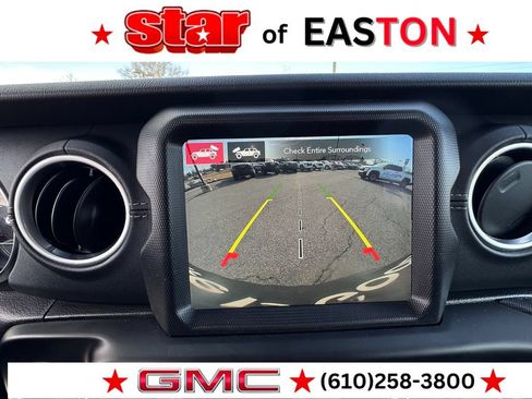 Used 2022 Jeep Wrangler Unlimited Rubicon 4xe w/ Cold Weather Group AWD/4WD image 32