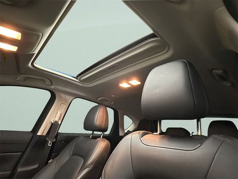 Used 2023 MAZDA CX-5 AWD 2.5 S w/ Premium Plus Pkg image 11