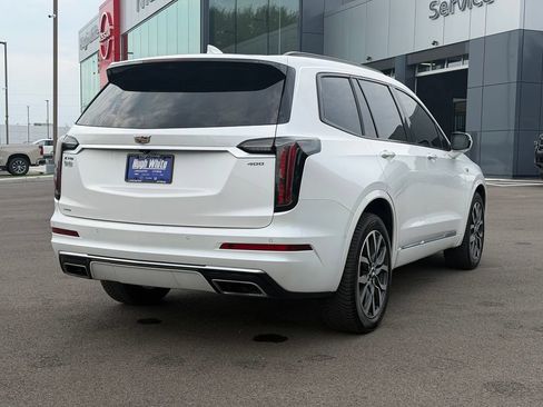 Used 2021 Cadillac XT6 Sport AWD/4WD image 5
