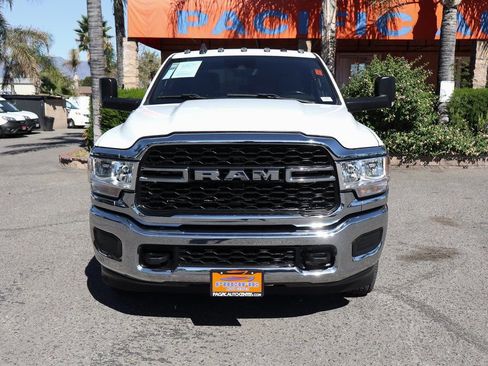 Used 2022 RAM 3500 Tradesman w/ Safety Group AWD/4WD image 3