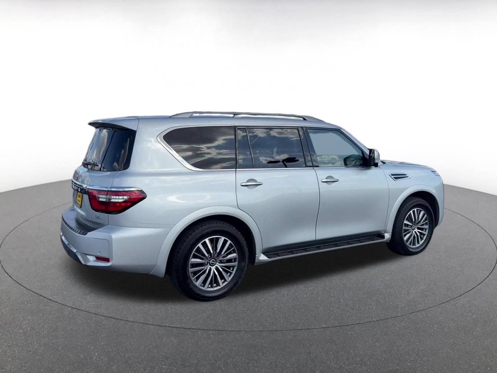 Used 2023 Nissan Armada SL AWD/4WD image 14