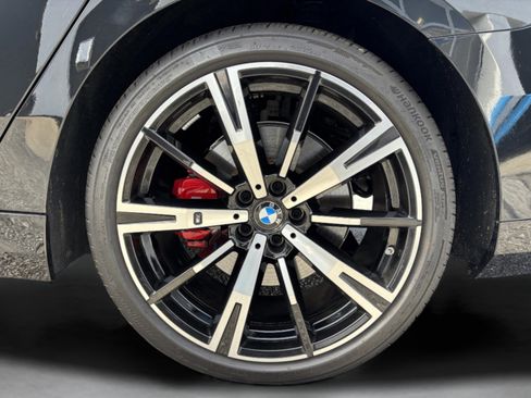 Used 2025 BMW 530i w/ M Sport Package image 7