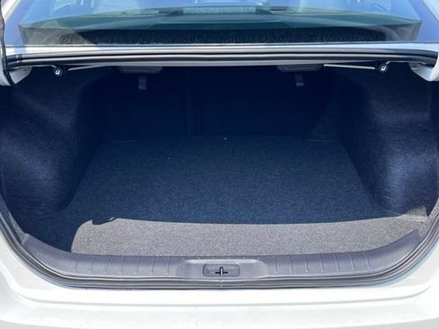 New 2026 Nissan Altima 2.5 SR FWD image 30