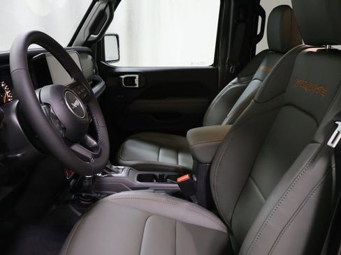 New 2026 Jeep Gladiator Mojave image 8