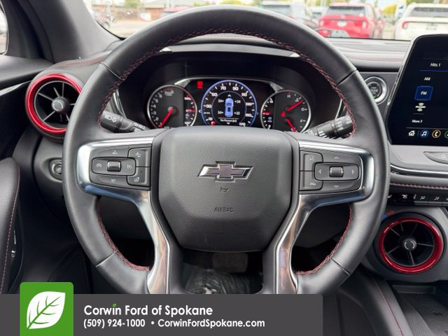 Used 2025 Chevrolet Blazer RS AWD/4WD image 23