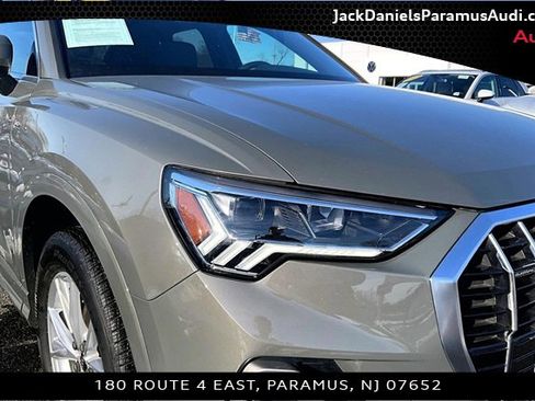 Used 2023 Audi Q3 2.0T Premium w/ Convenience Package image 21