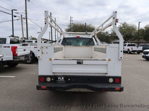 Used 2017 Ford F250 XL w/ STX Appearance Package image 4