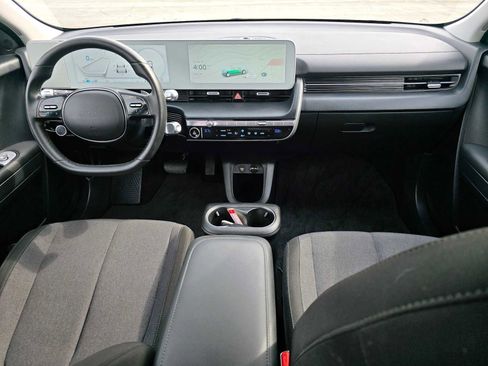 Used 2024 Hyundai Ioniq 5 SEL image 18