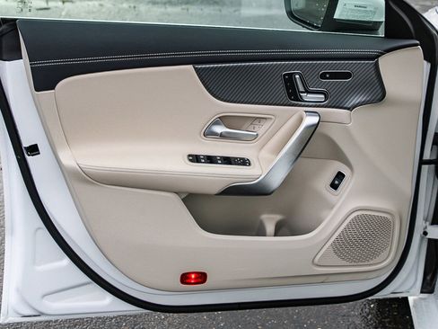 Certified 2025 Mercedes-Benz CLA 250 4MATIC image 18