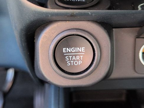 Used 2025 Ford Maverick Tremor AWD/4WD image 24