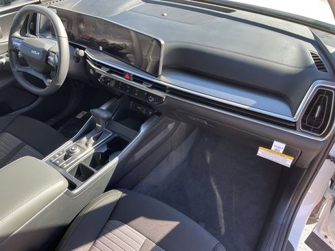 New 2026 Kia Sorento LX image 31