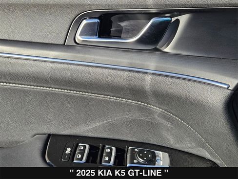 Used 2025 Kia K5 GT-Line image 15