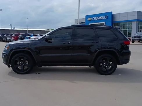 Used 2021 Jeep Grand Cherokee Freedom Edition RWD image 5