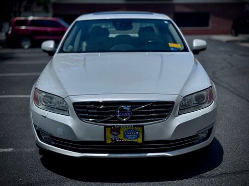 Used 2016 Volvo S80 T5 Platinum w/ Climate Package FWD image 2
