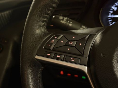 Used 2020 Nissan Rogue SL w/ Premium Package image 15