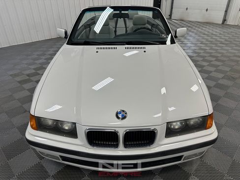 Used 1999 BMW 323i Convertible RWD image 7