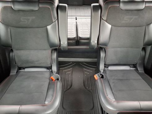 Used 2025 Ford Explorer ST AWD/4WD image 23